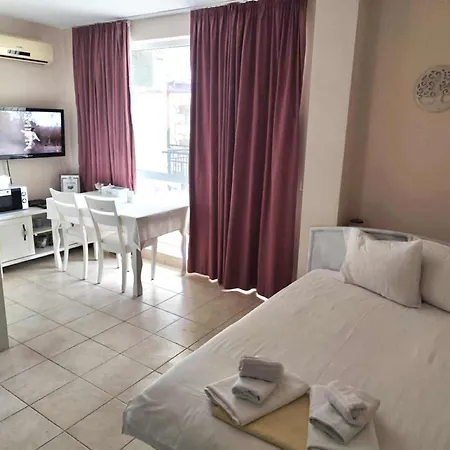 דירה Cozy With Pool In Sunny *