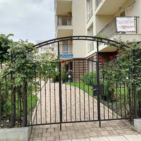 Cozy With Pool In Sunny Апартаменты