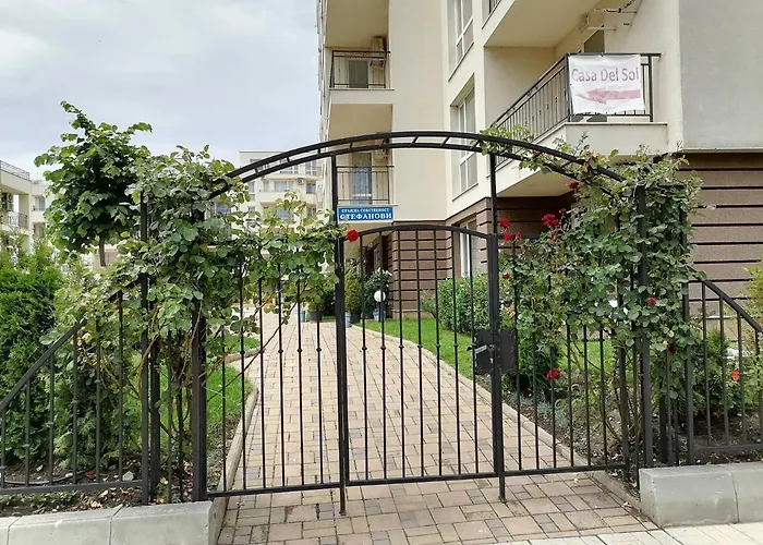 Cozy With Pool In Sunny Апартамент